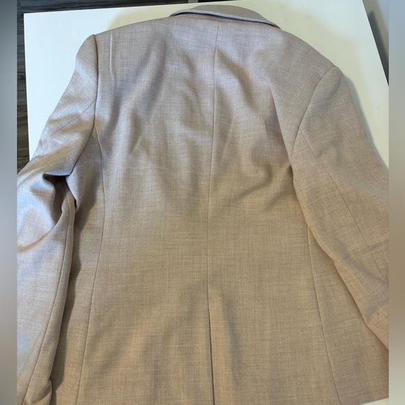 Pink H&M Suit - Picture 5 of 10